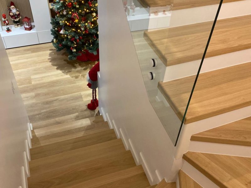 scari la comanda Bucuresti