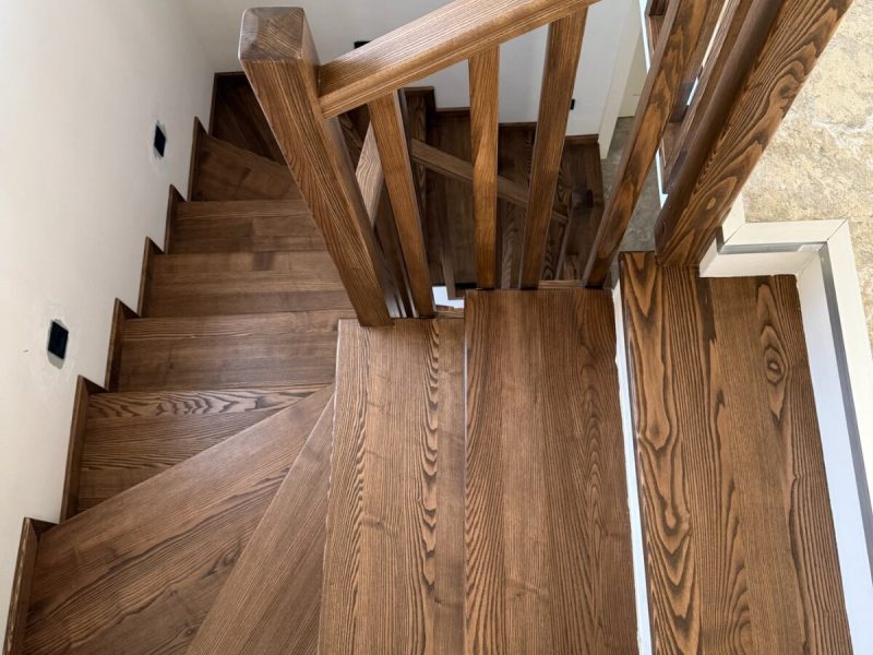 scari la comanda in Bucuresti